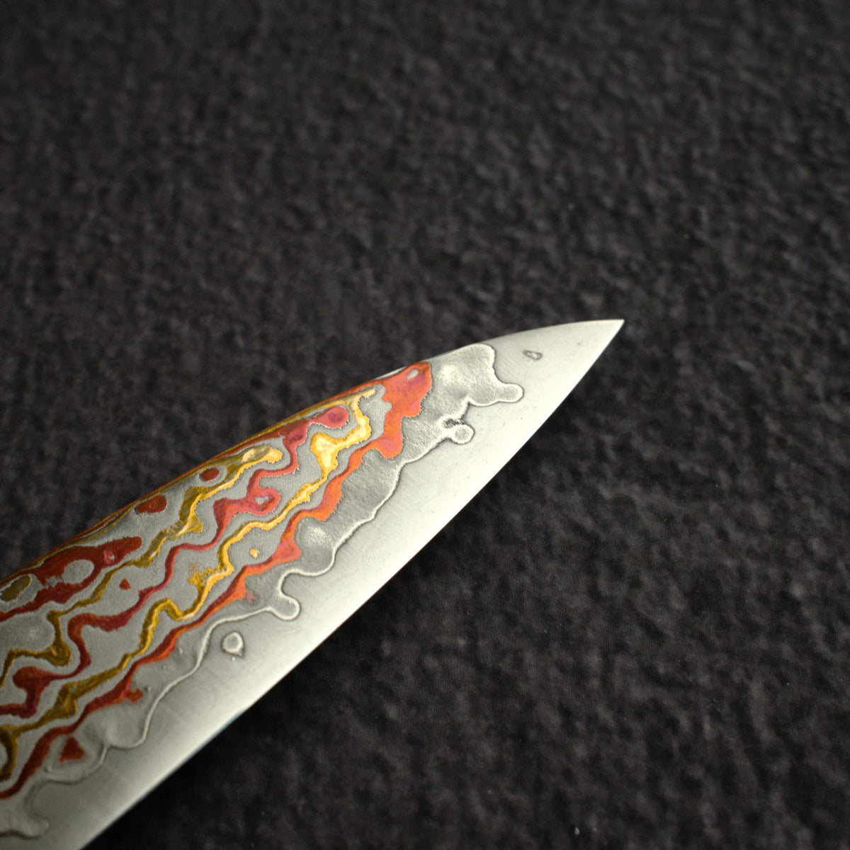 Hatsukokoro Kujaku V-Toku-2 Petty 150mm Rainbow Damascus Finish Purple Urushi