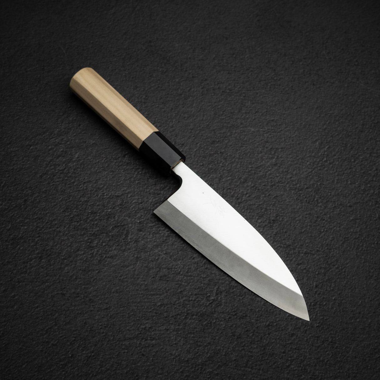 Tsunehisa Ginsan Deba 150mm