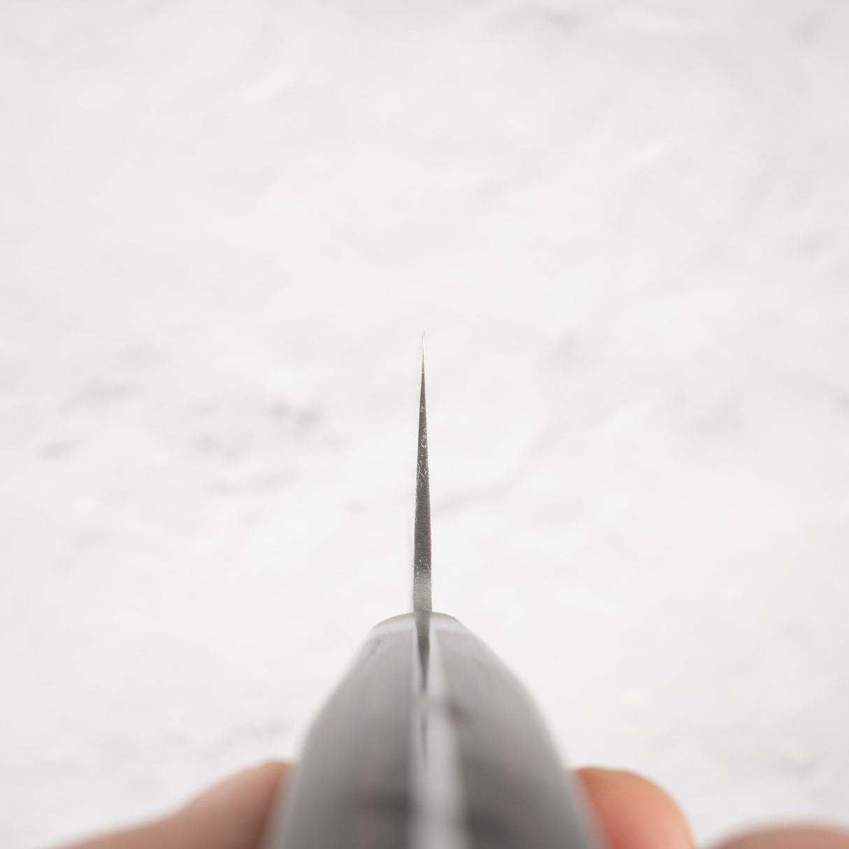 Tsunehisa AUS8 Tsuchime Santoku 180毫米棕色西方手柄