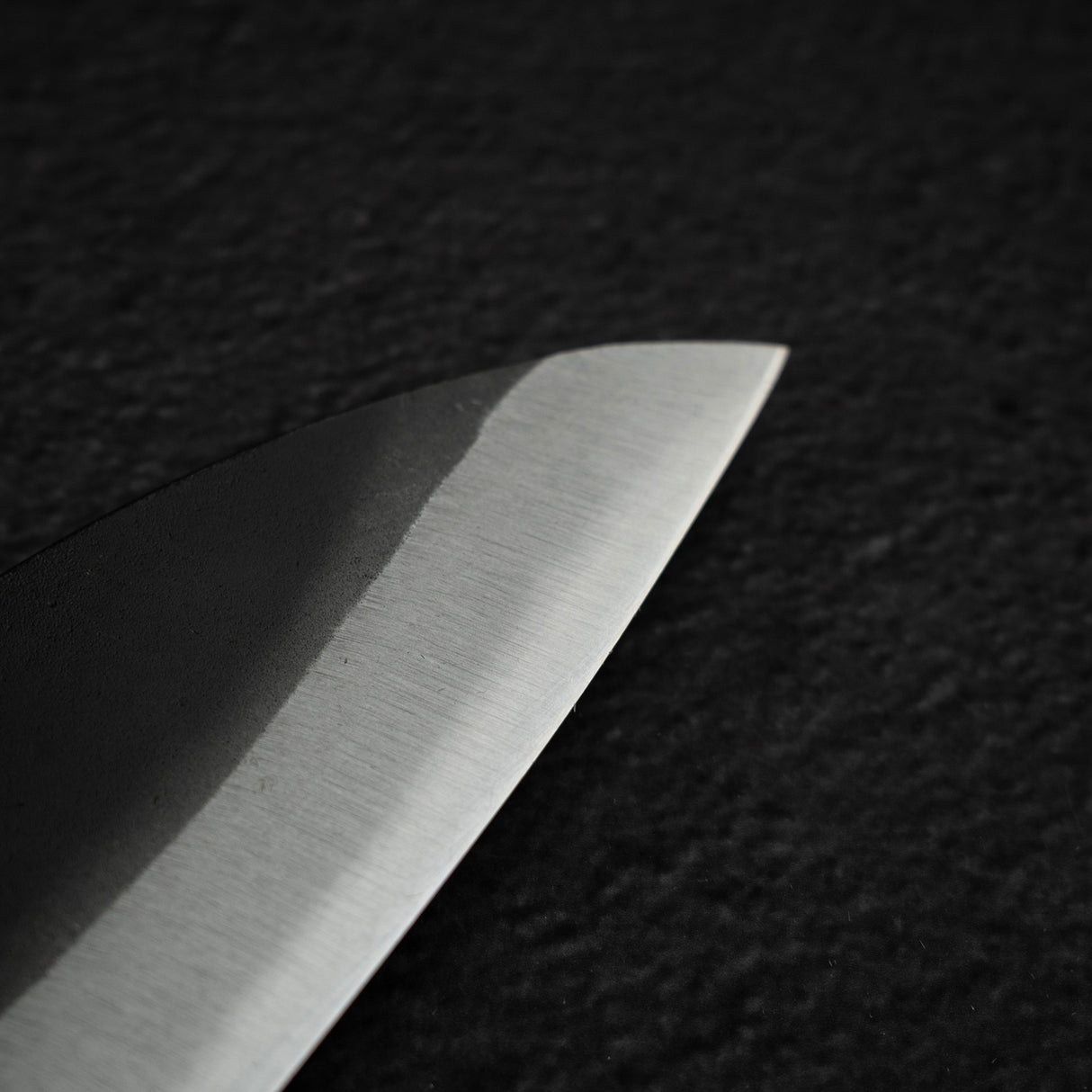 Hatsukokoro Aokitae Blue 2 Kurouchi Gyuto 210mm Black Chacate