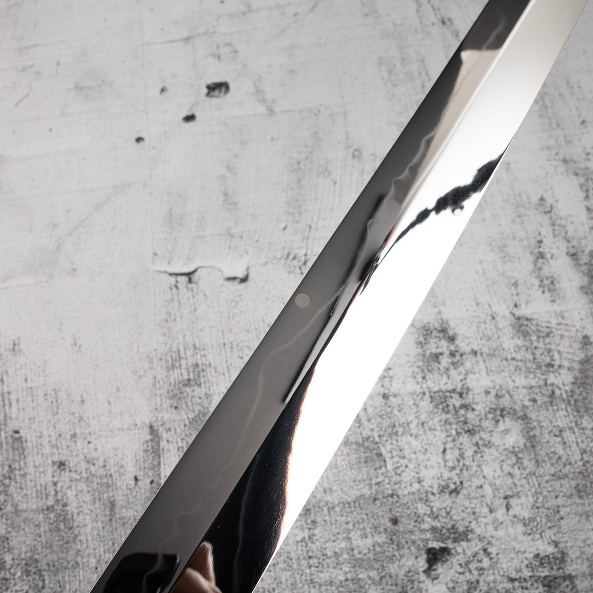 Exotic: Genkai Masakuni (玄海正國) Mizu-Honyaki Maguro Kiri 450mm Mt. Fuji Hamon