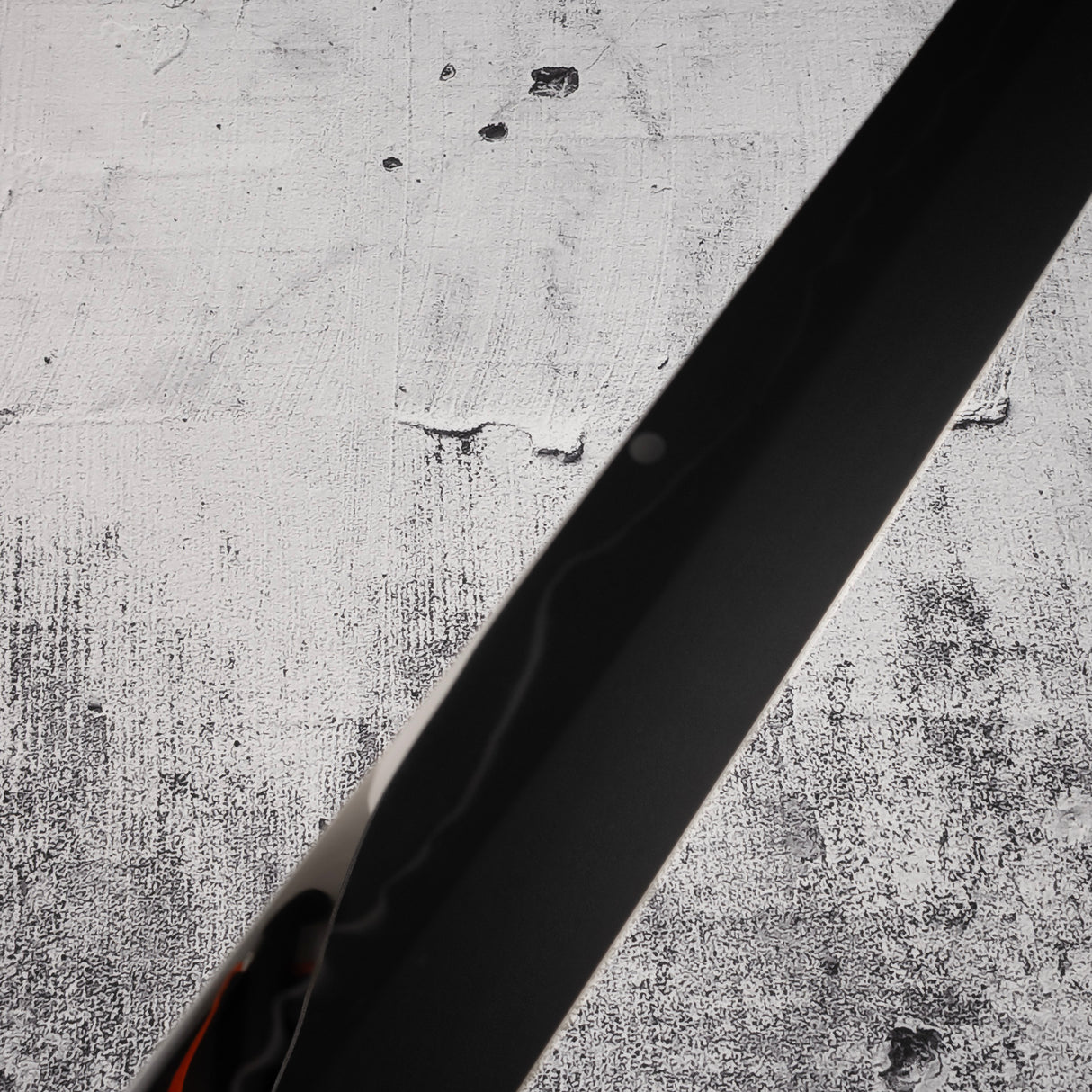 Exotic: Genkai Masakuni (玄海正國) Mizu-Honyaki Maguro Kiri 450mm Mt. Fuji Hamon