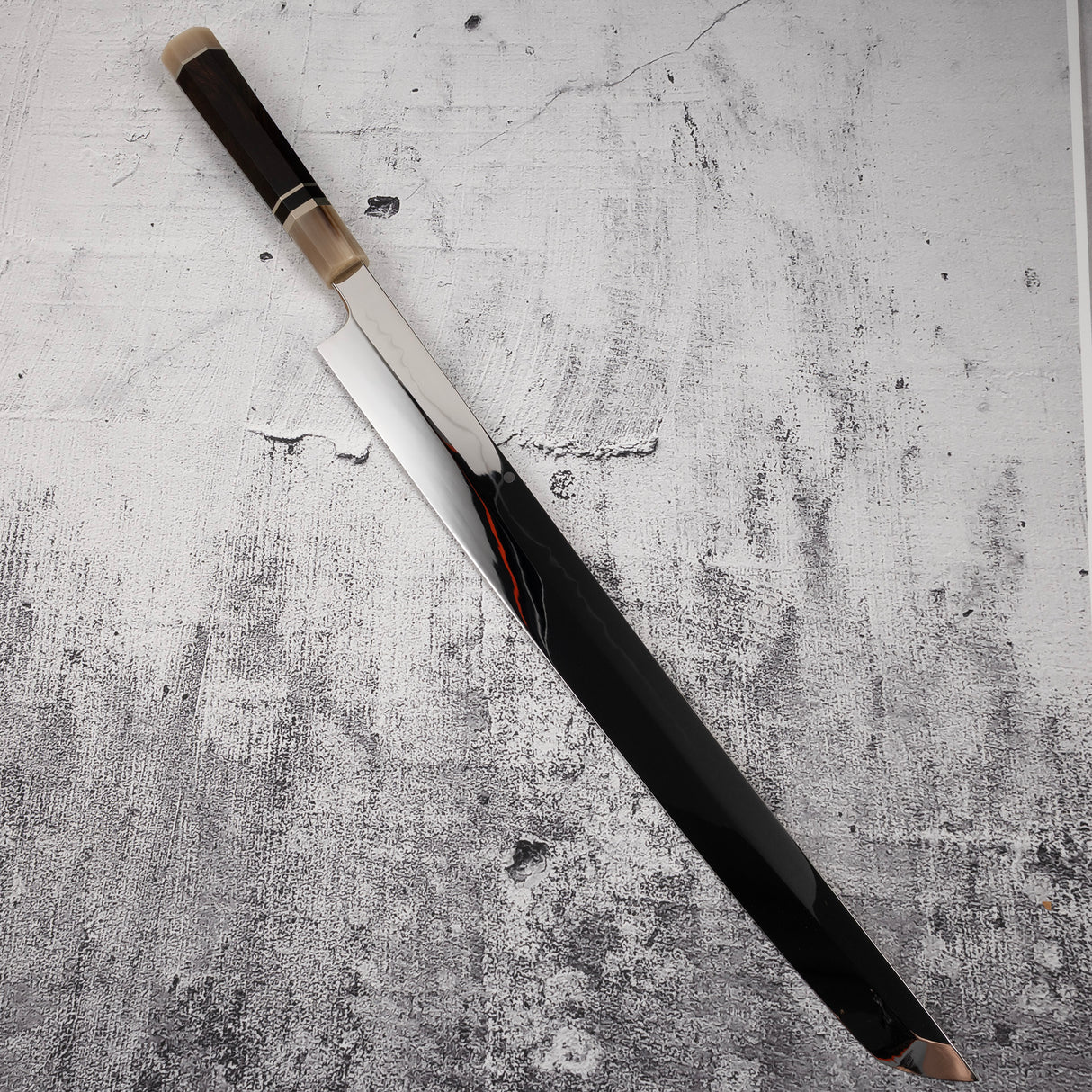 Exotic: Genkai Masakuni (玄海正國) Mizu-Honyaki Maguro Kiri 450mm Mt. Fuji Hamon