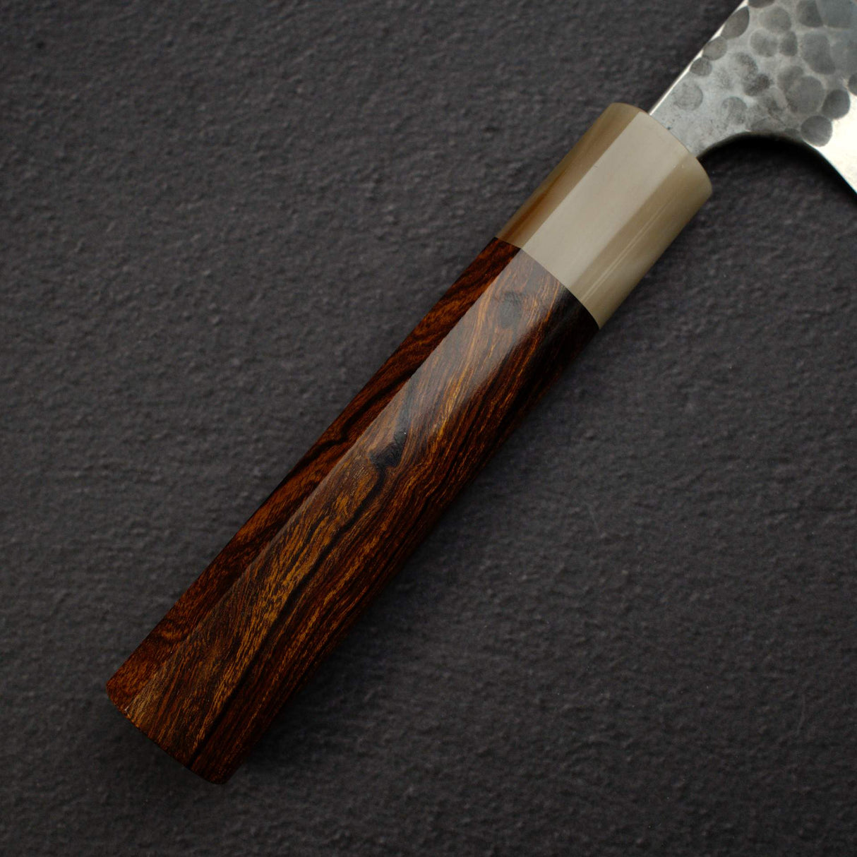 昌景 Koishi AS 牛刀 210mm 超級青鋼 黑打 鎚目 Knives and Stones 岩刃社 Hearted-shaped 鐵木 Handle