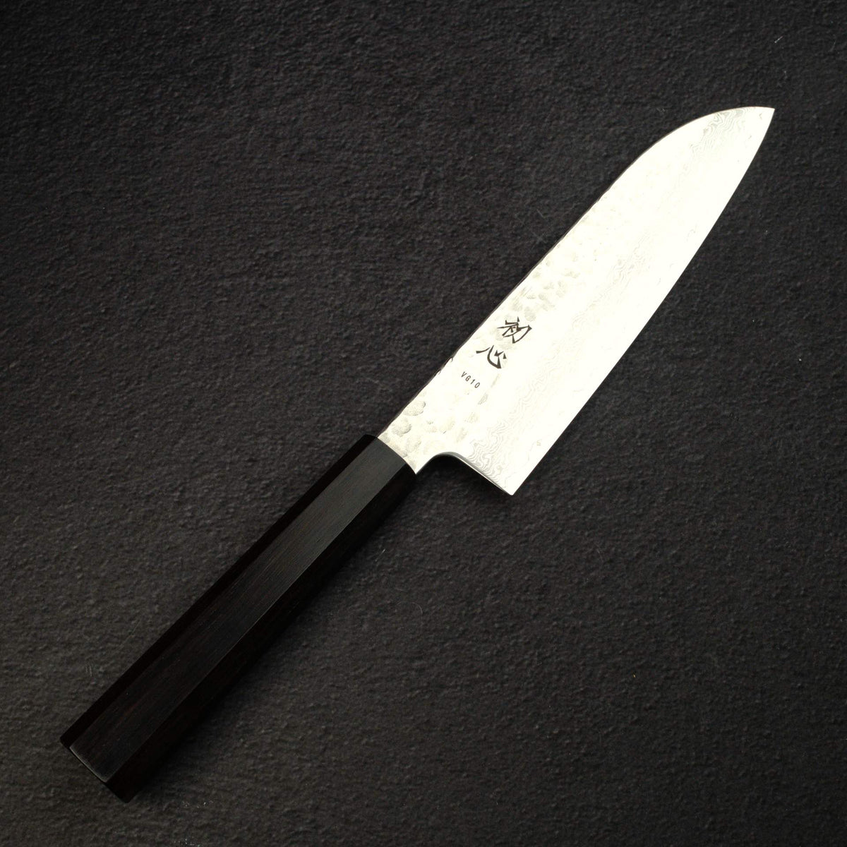 Hatsukokoro Hayabusa VG10 Damascus Tsuchime Santoku 180mm Ebony Handle