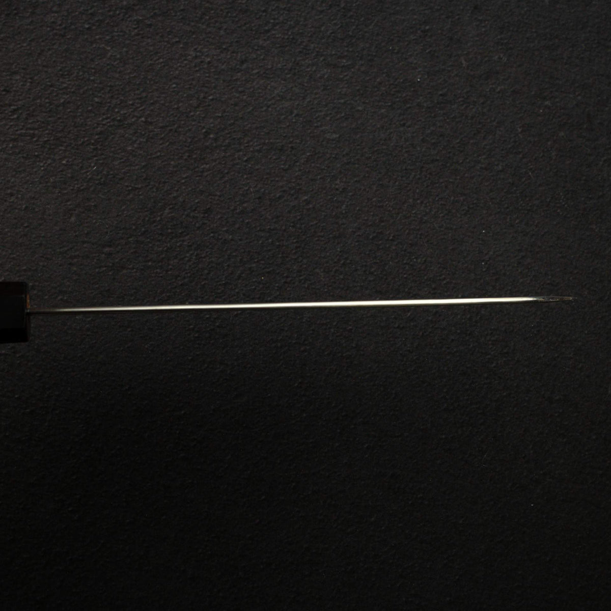 Hatsukokoro Hayabusa VG10 Damascus Tsuchime Santoku 180mm Ebony Handle