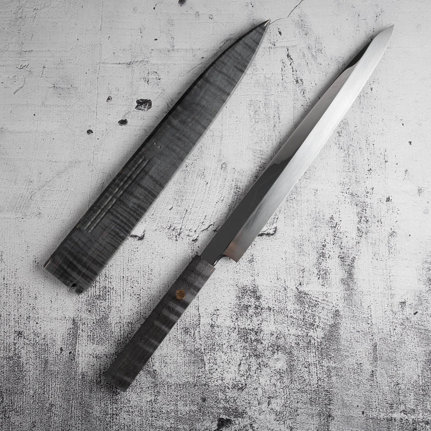 Exotic: Genkai Masakuni (玄海正國) Mizu-Honyaki Yanagiba 300mm