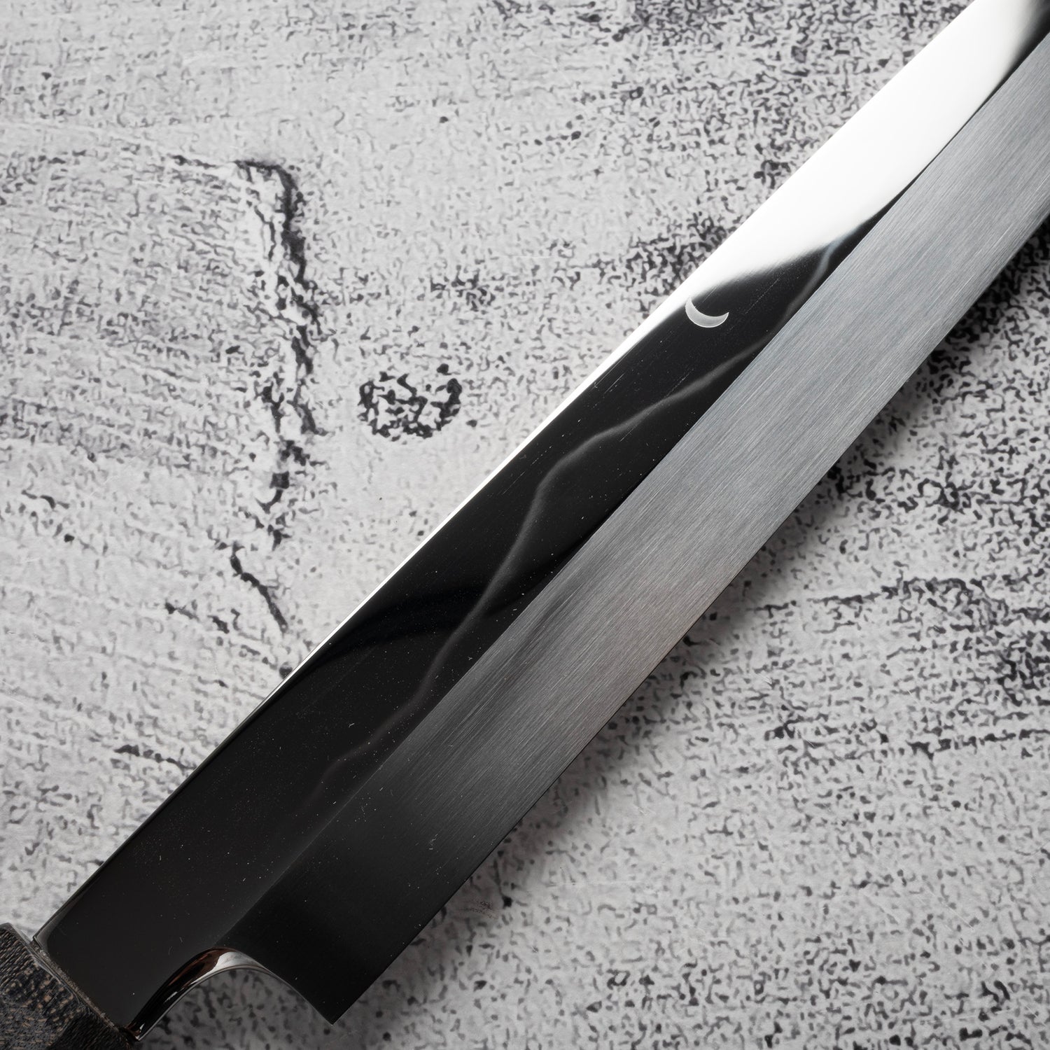 Exotic: Genkai Masakuni (玄海正國) Mizu-Honyaki Yanagiba 300mm