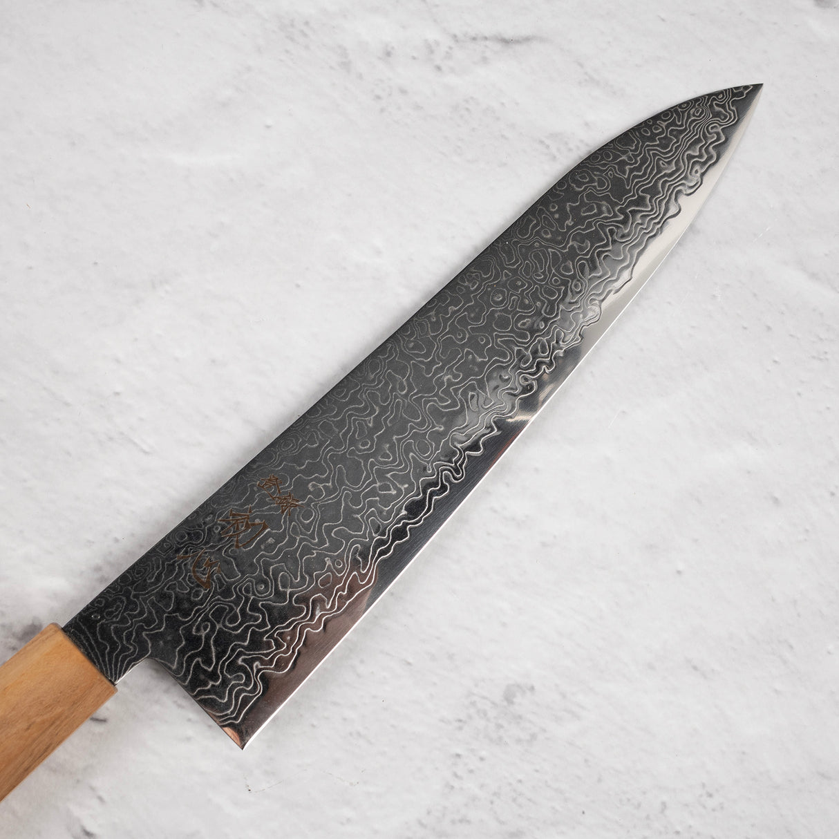 Hatsukokoro Ryuhyo SG2 大馬士革牛刀 210 毫米刀鞘,橄欖木手柄
