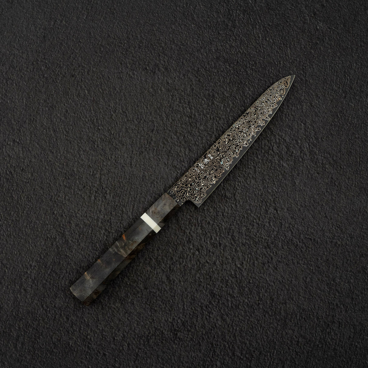 Hatsukokoro Saihyo SG2 Kurozome 黑色大馬士革 Petty 150mm 樺木手柄