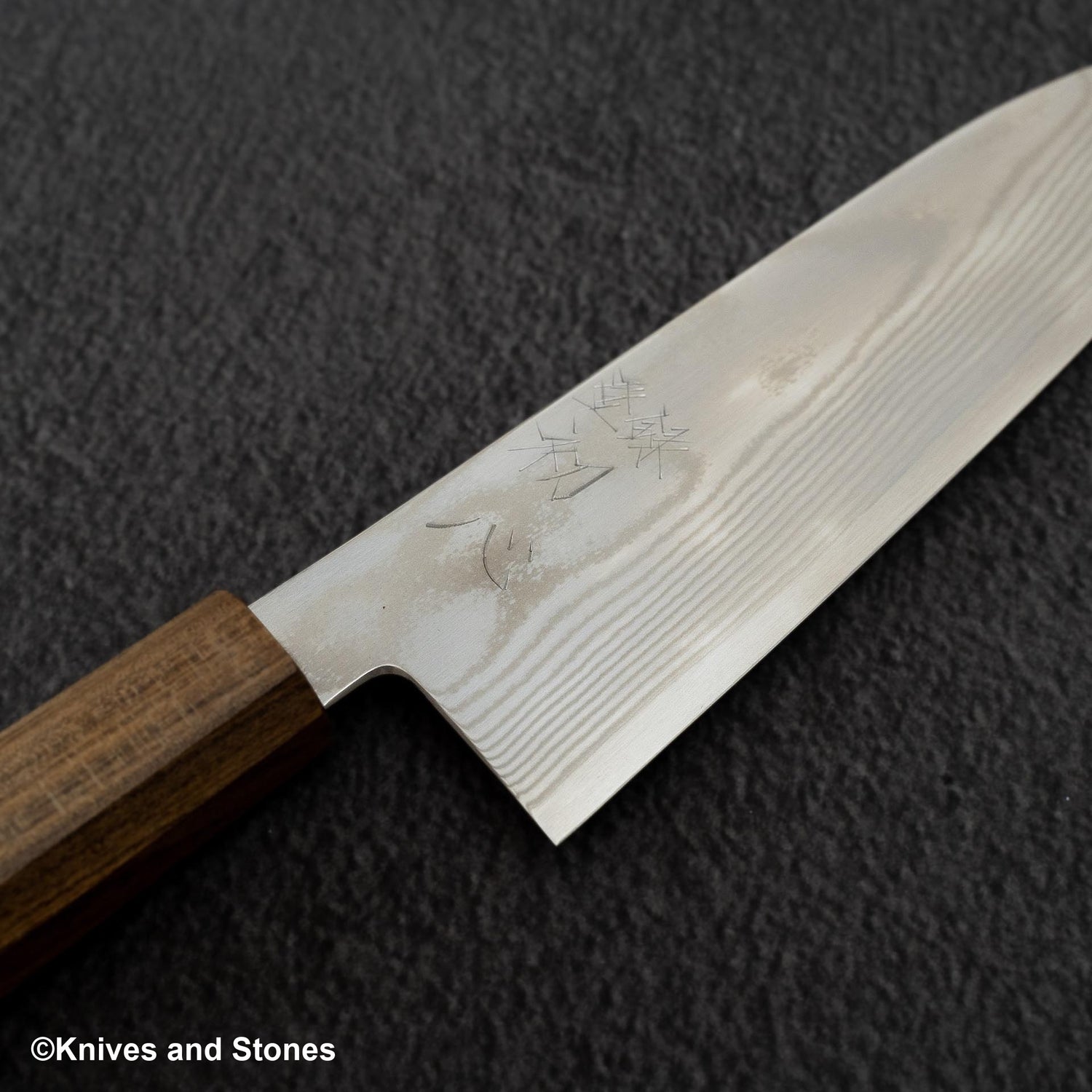 Hatsukokoro Ginso Ginsan Nickel Damascus Santoku 180mm Black Chacate