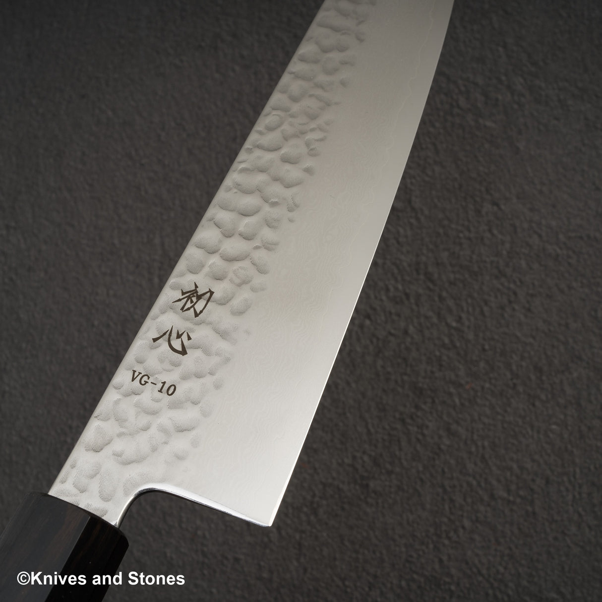 Hatsukokoro Hayabusa VG10 大馬士革土目牛刀 240mm 烏木手柄