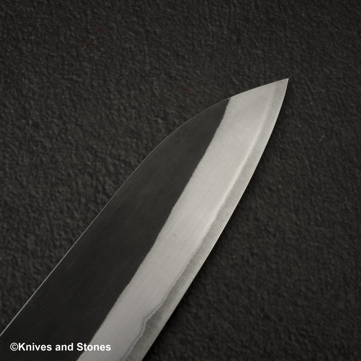 Hatsukokoro Kurokaze Blackwind 白色 2 Gyuto 210mm 不鏽鋼包層