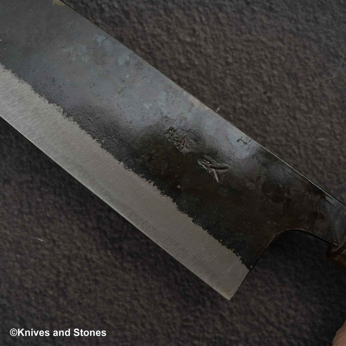 Hatsukokoro Kurokuma Blue 2 Kurouchi Santoku 165mm