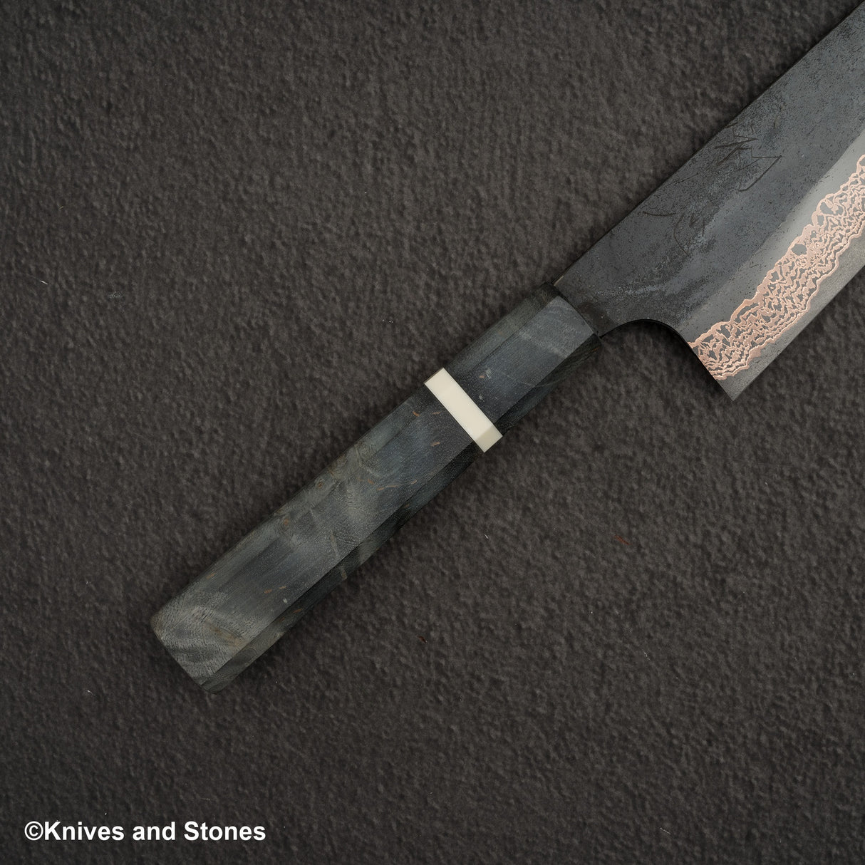 Hatsukokoro x Nigara Yorokobi SLD Copper Damascus Santoku 180mm Birch Handle