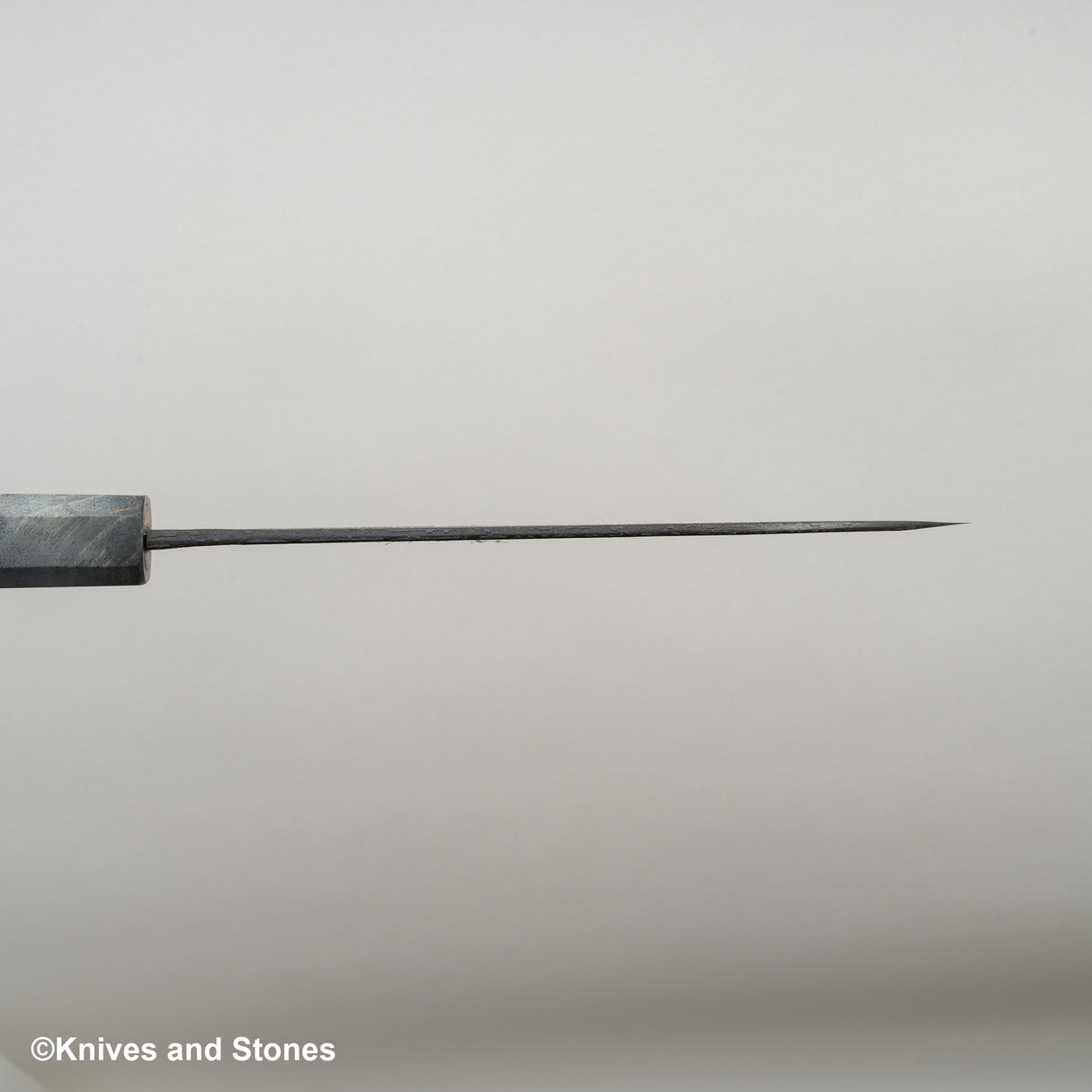 Hatsukokoro x Nigara Yorokobi SLD Copper Damascus Santoku 180mm Birch Handle