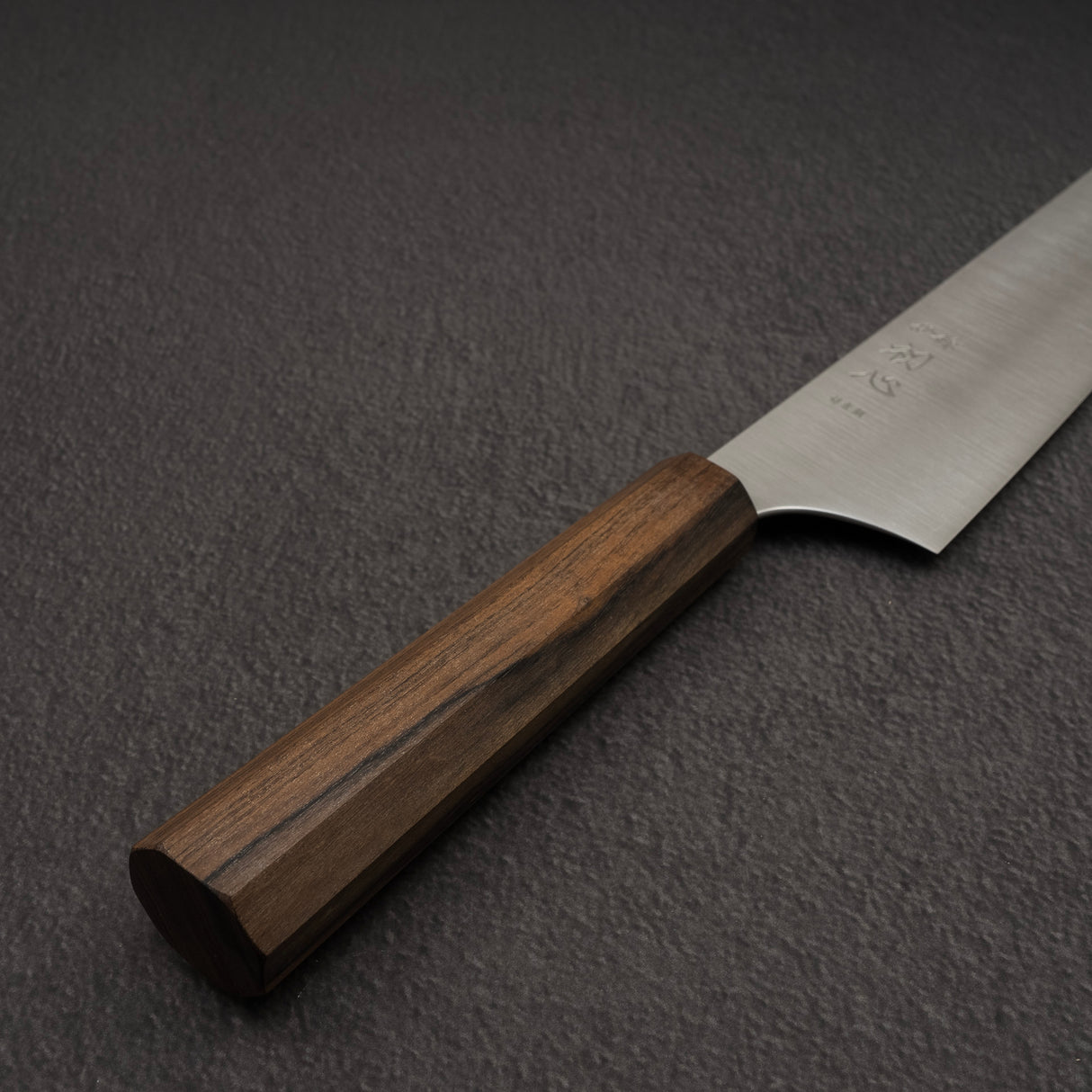 初心隼青神 Super Migaki Gyuto 240mm 黑色 Chacate