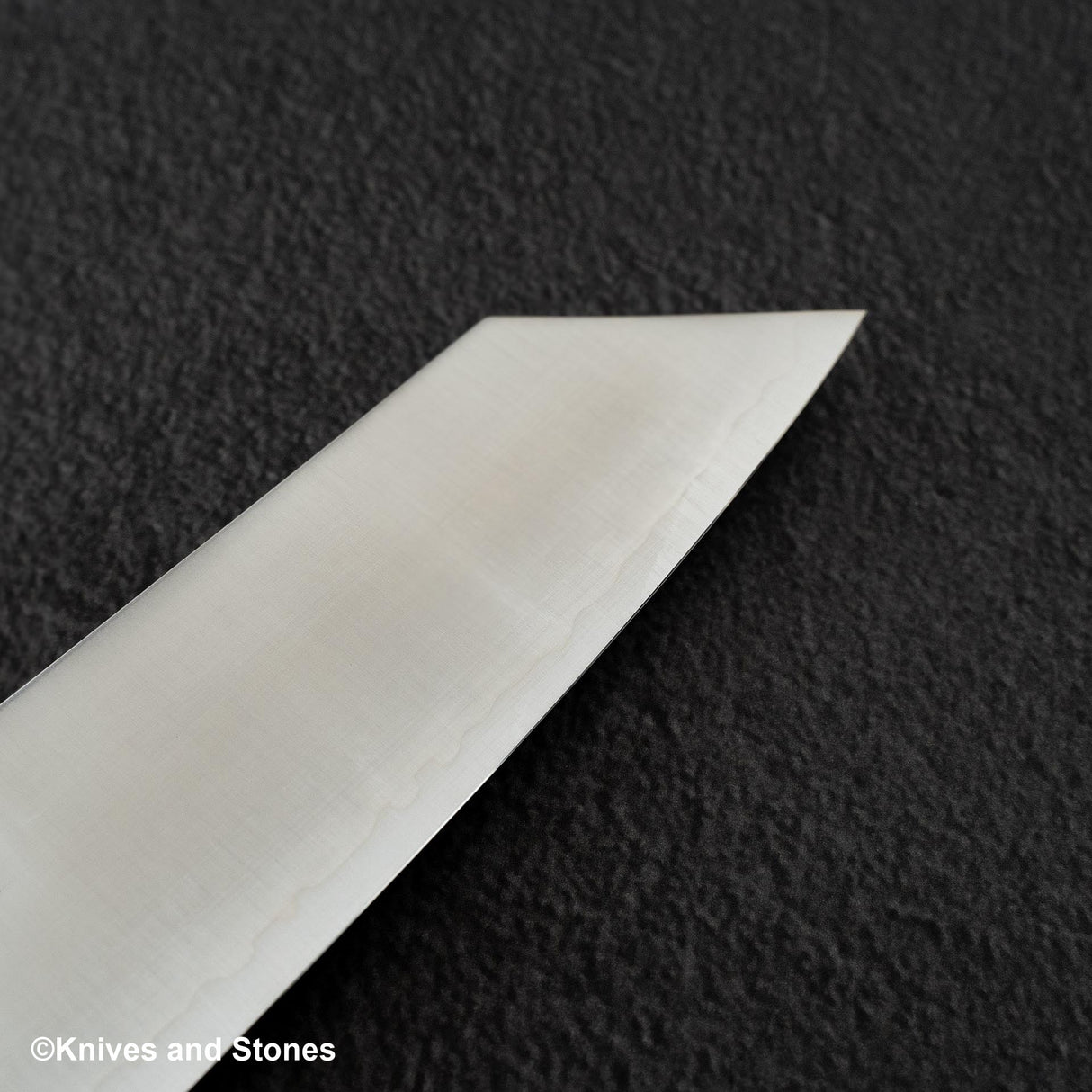 初心隼青神 Super Migaki Bunka 180mm 黑色 Chacate