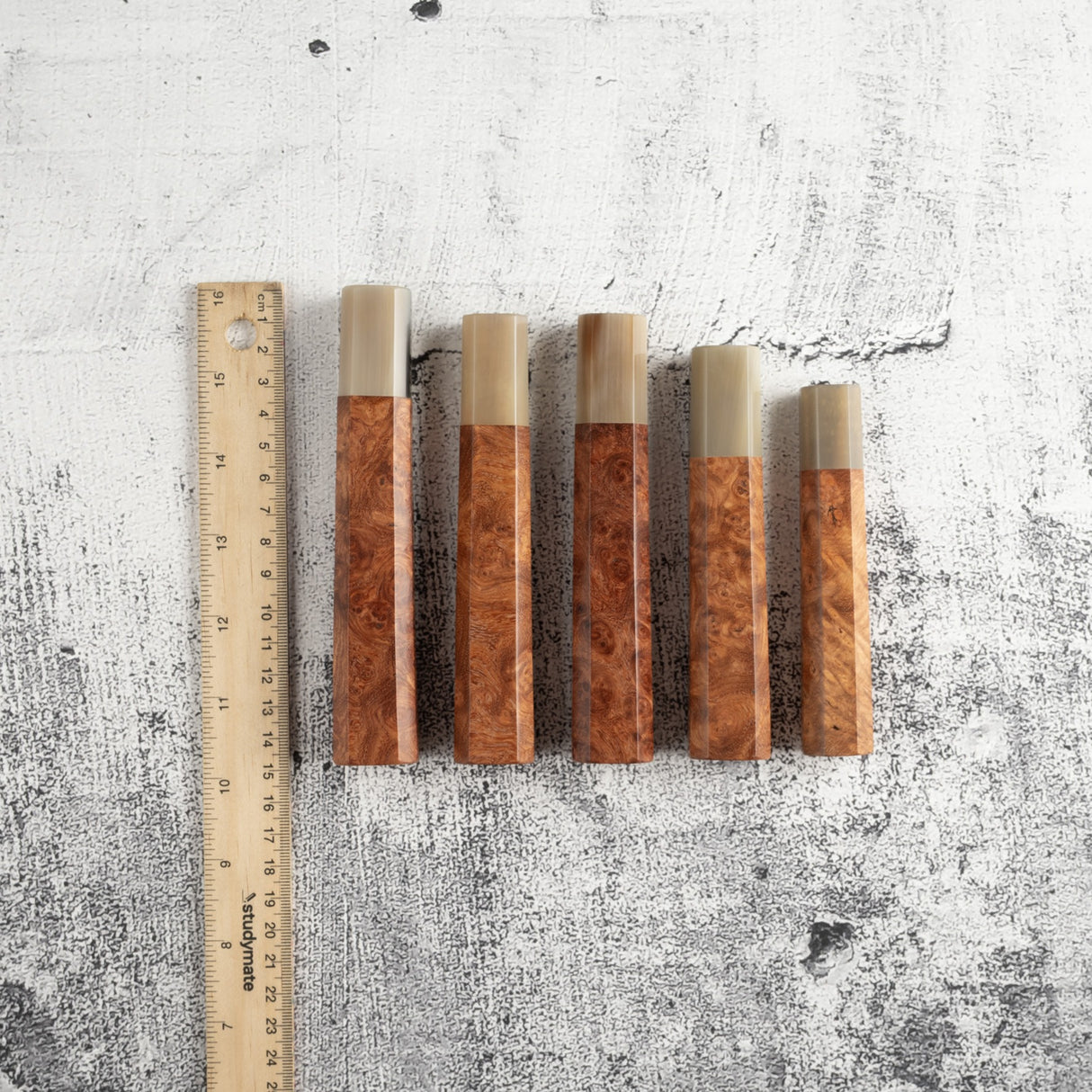 K&S 八角形安波那木瘤柄,配金色/大理石紋套圈