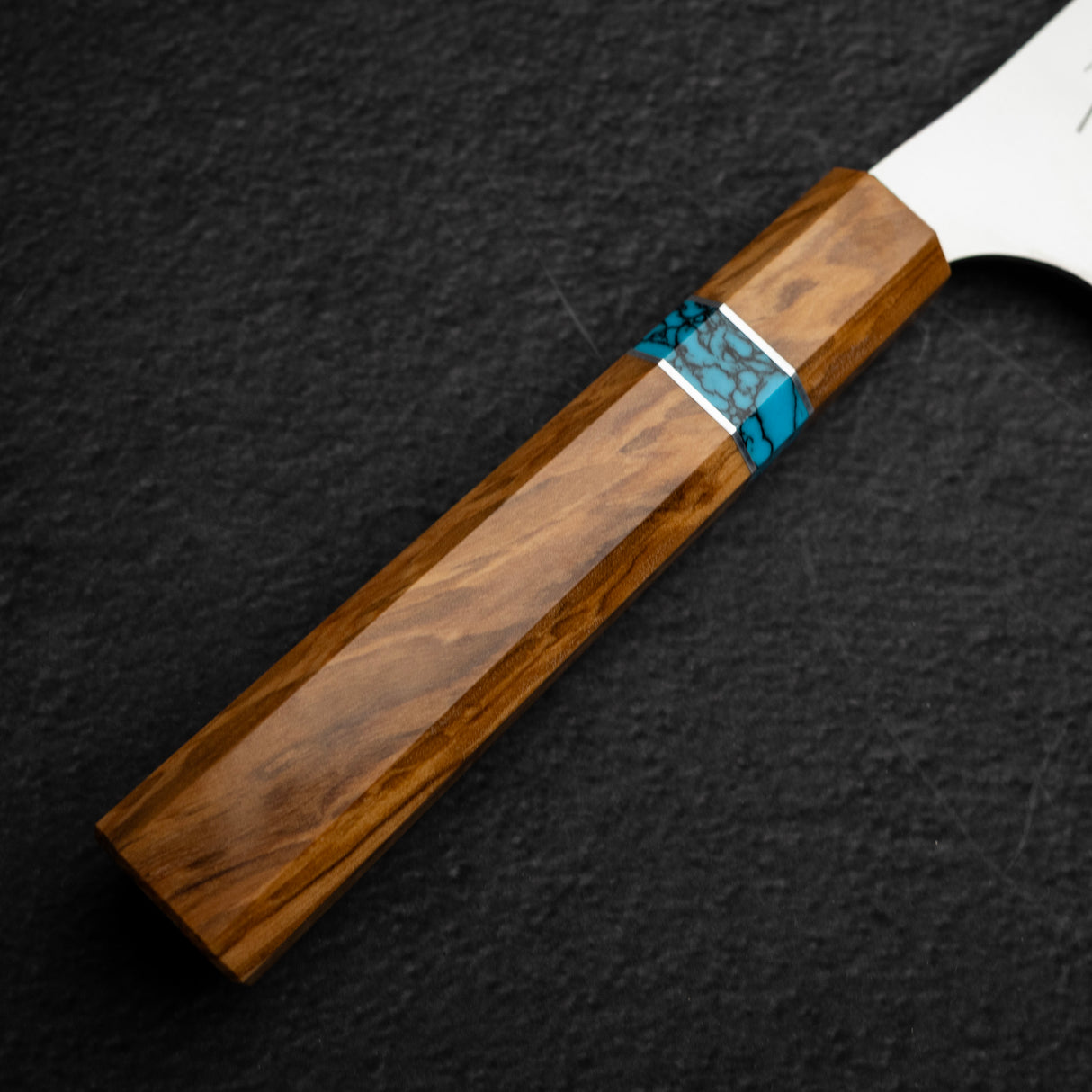 Kurosaki Gekko VG XEOS Santoku 165mm - Turquoise Ring