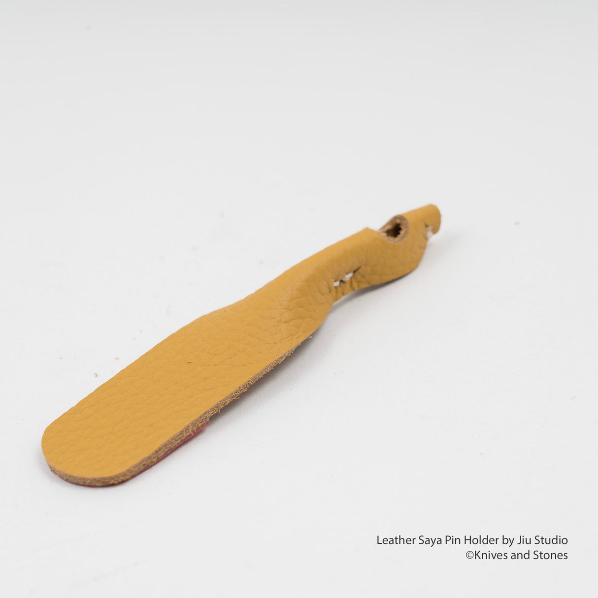 皮革 Saya 別針夾(帶別針)