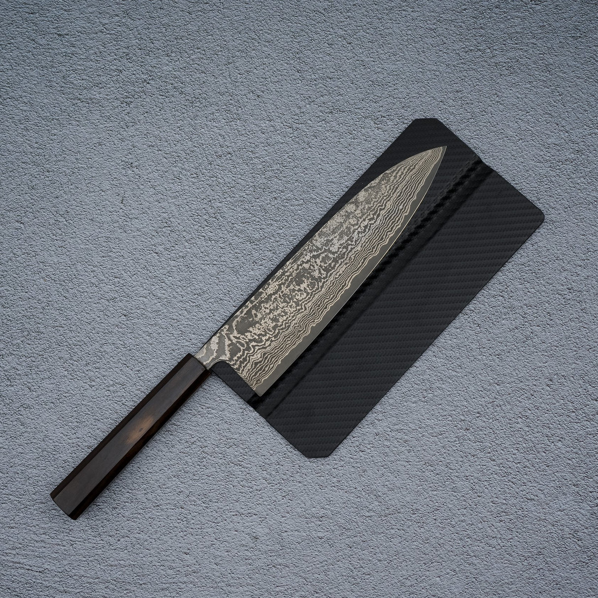 磁性刀護套,刀刃長度可達 23 厘米