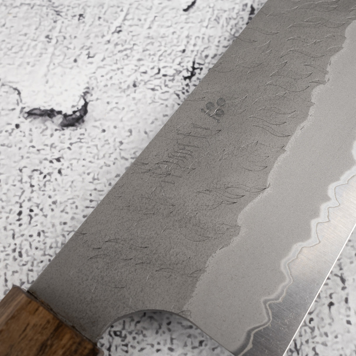 Nigara Aogami(藍色)Super Gyuto 210mm Tsuchime Black Chacate