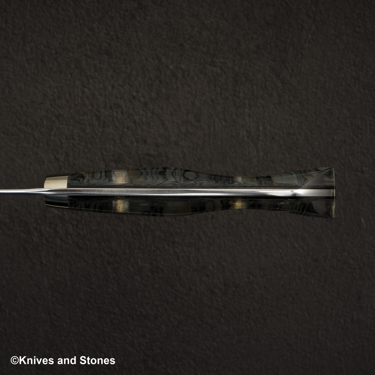 Nigara Anmon(暗紋)SG2 雨滴大馬士革 Gyuto 210 毫米珍珠母貝鑲嵌手柄