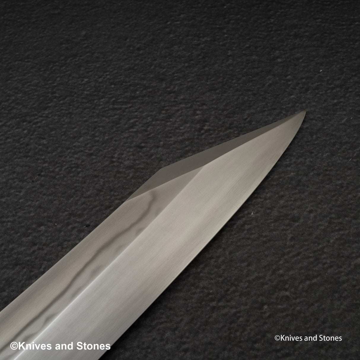 Nigara Blue 2 Honyaki Dual Hamon 柳葉切助 300mm