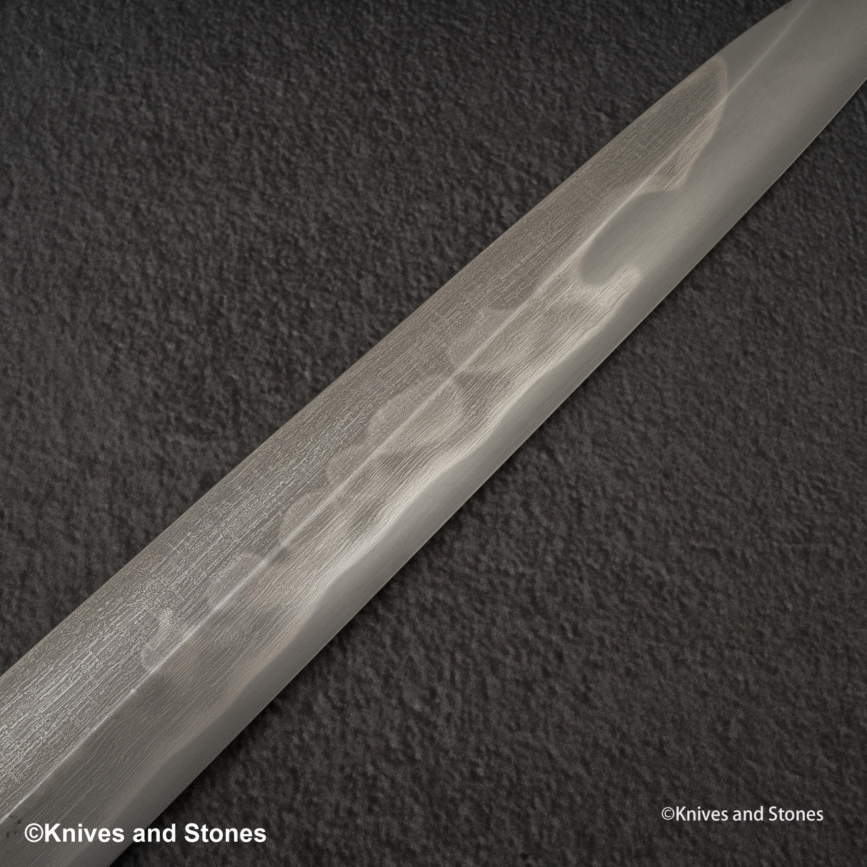 二唐藍二本燒柳刃 330mm 飛燒劍刃文