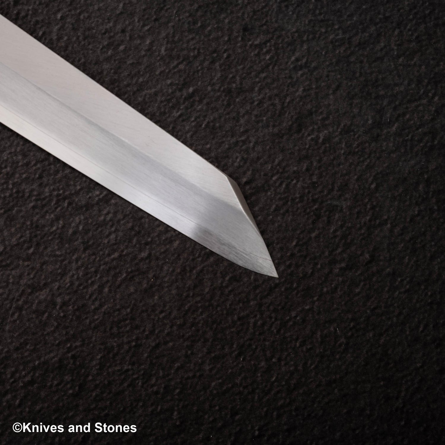 Hatsukokoro x Myojin Shirasagi Ginsan K-tip Yanagiba 270mm