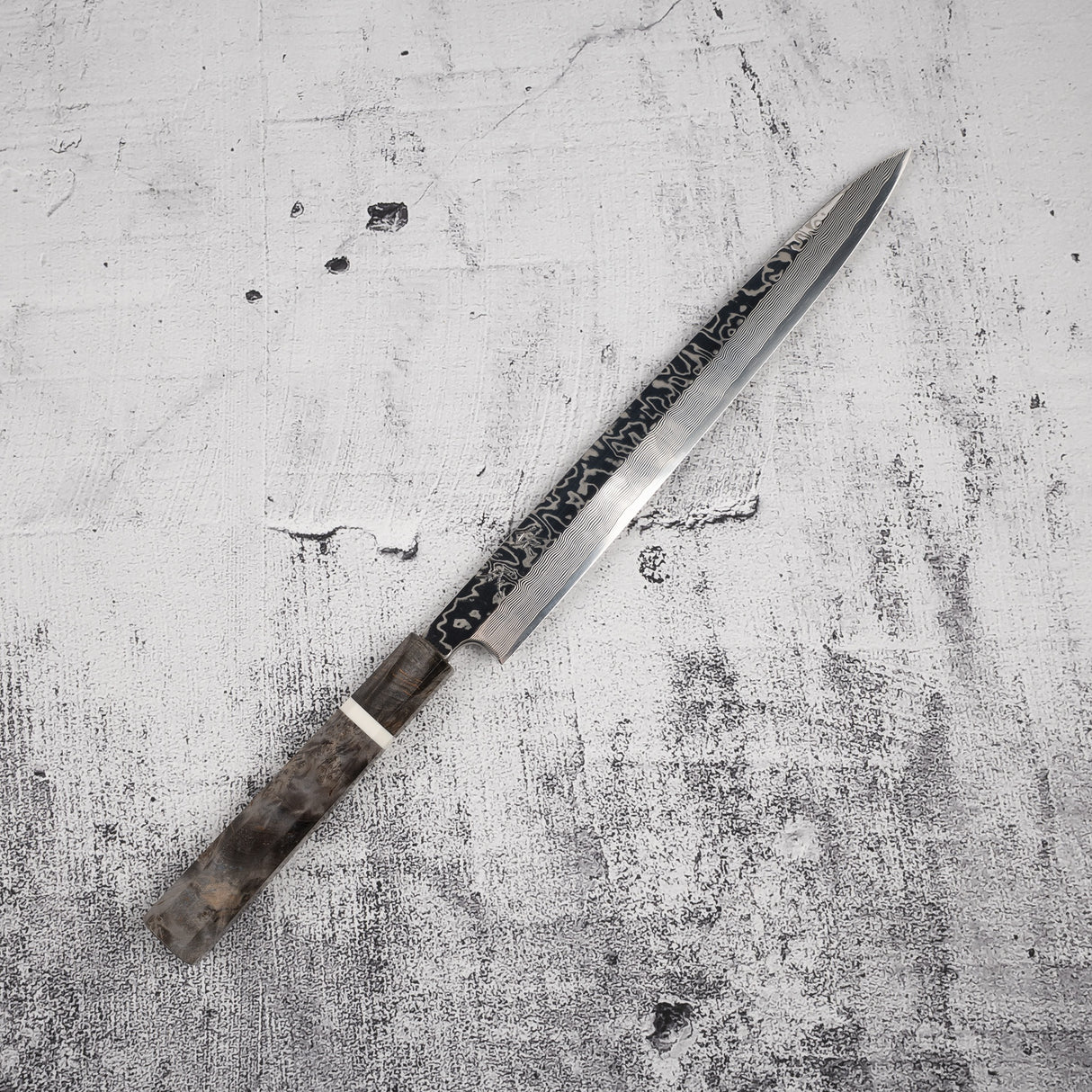 Sukenari SRS-13 大馬士革柳葉 270mm 鏡面拋光與 Saya