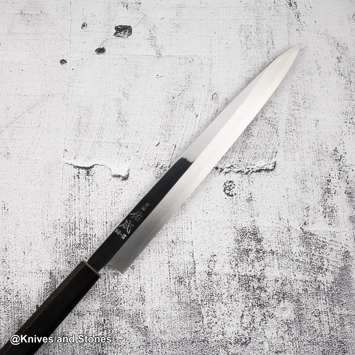 Sukenari SG2 Yanagiba 270mm Mirror Polish with Saya Ni-Mai (2-Layer)