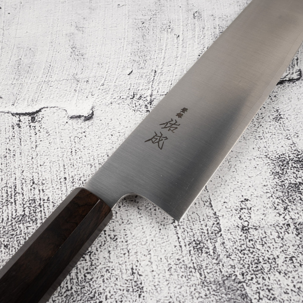 佑成 SG2 髮絲紋 K-tip 牛刀 270mm 黑檀木柄