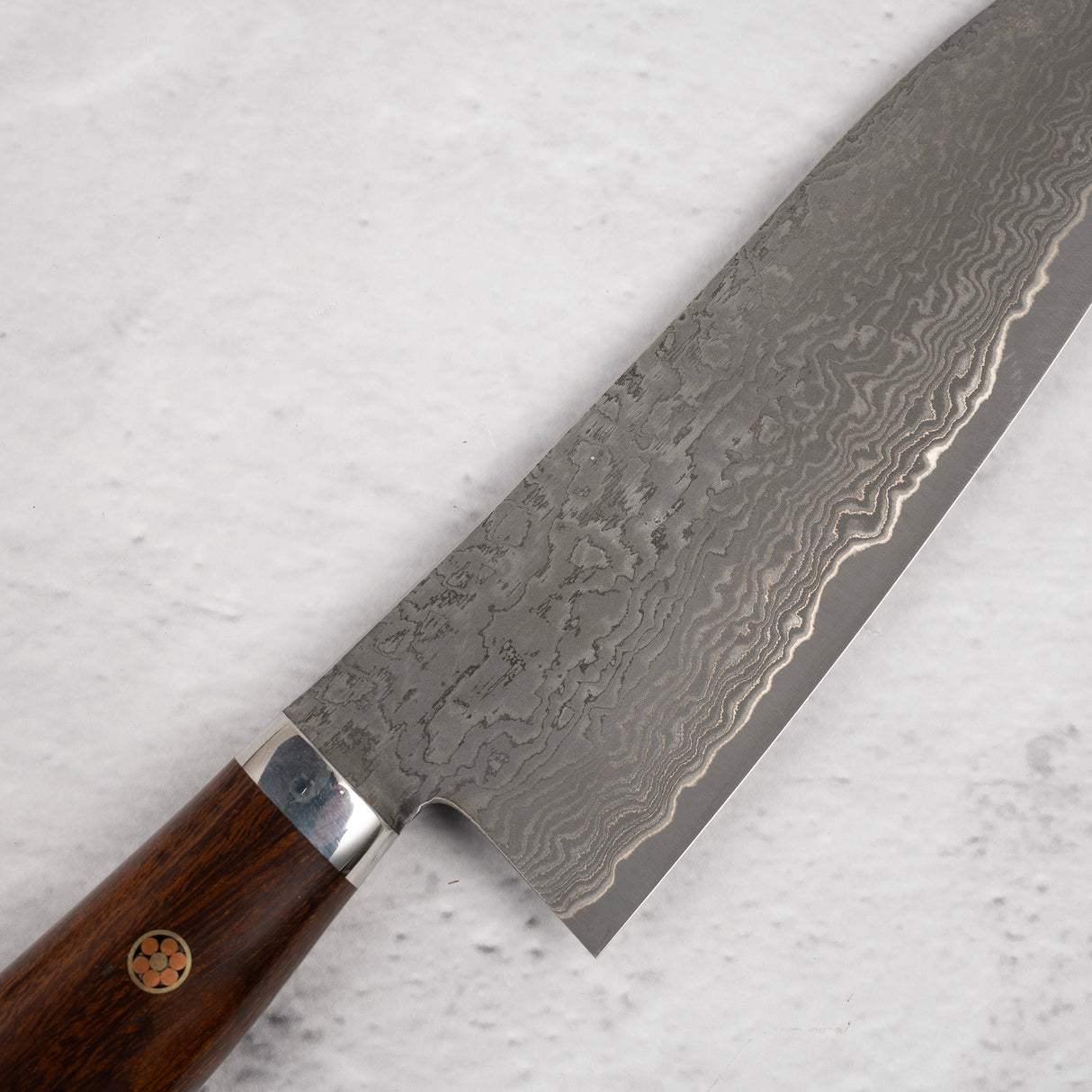 Tanaka R2 蝕刻黑色大馬士革三德刀 165 毫米鐵木手柄