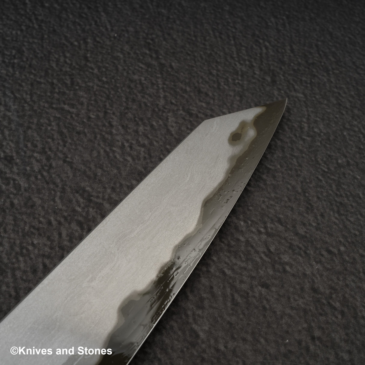 Tetsujin Tanryusen (Metal Flow) 藍 2 K-tip Sujihiki 240mm