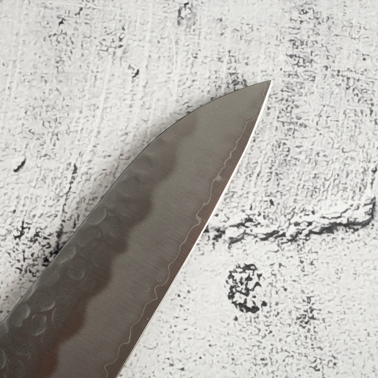 Tsunehisa AUS8 槌目 180 mm 牛刀(西式手柄)