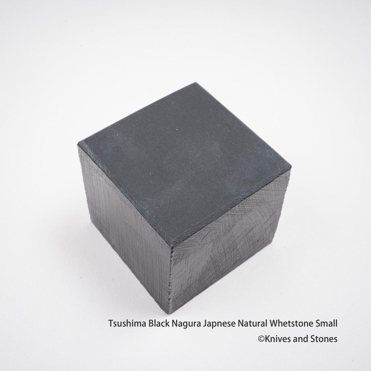 對馬黑 (Kuro) Nagura 小號