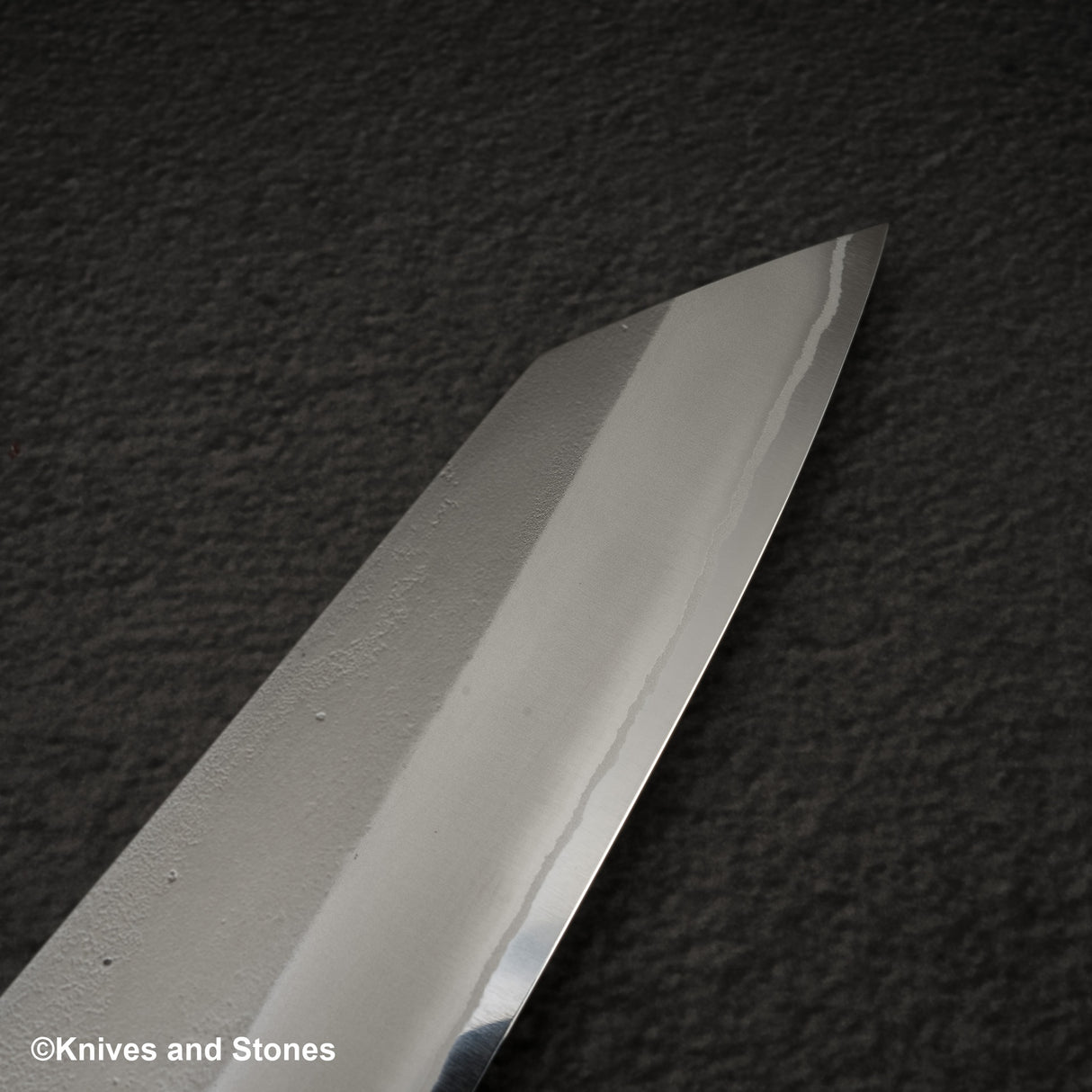 Yoshikane White 2 Nashiji K-tip Gyuto 210mm 不鏽鋼包覆烏木手柄