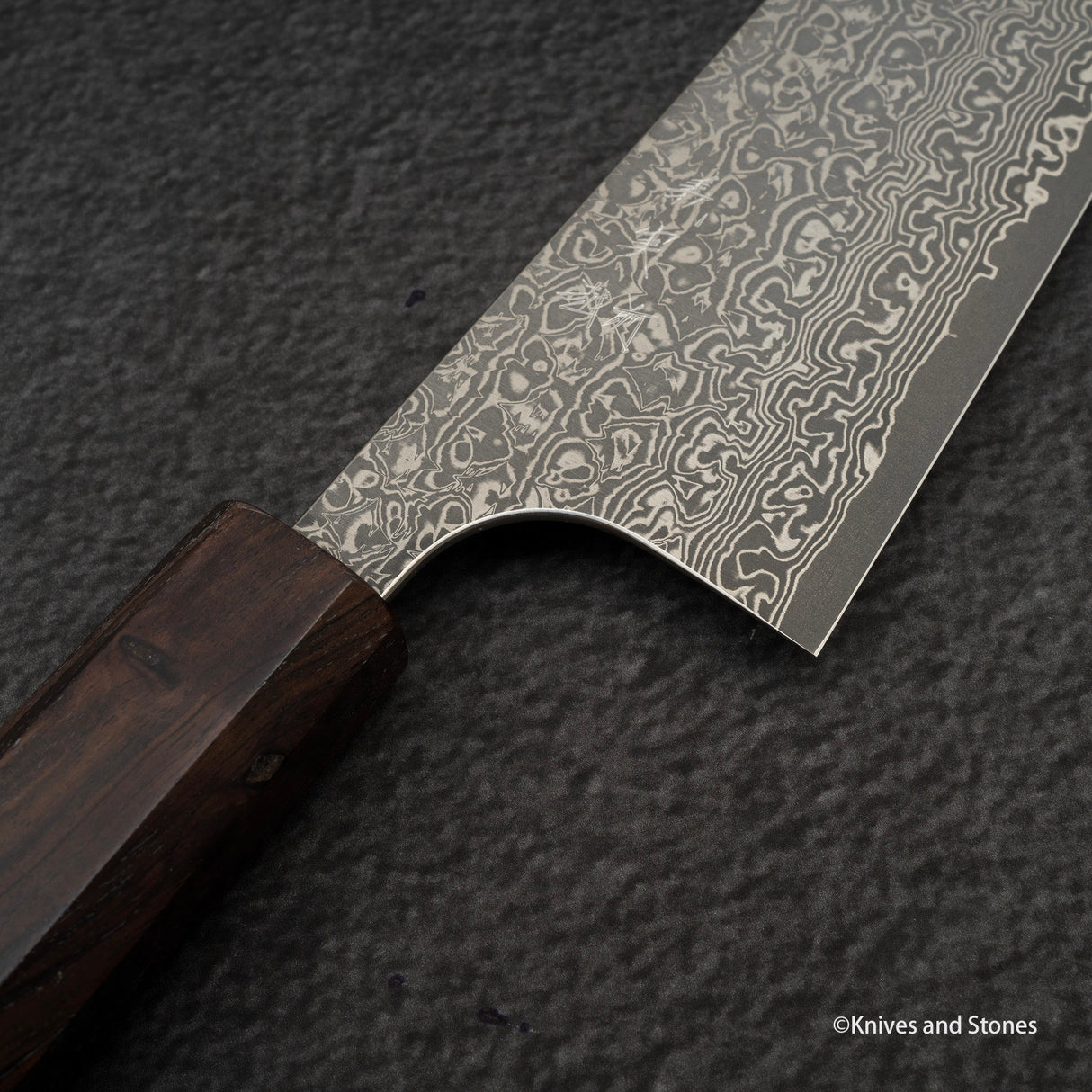 Yoshimi Kato VG10 蝕刻大馬士革牛刀 180 毫米烏木手柄