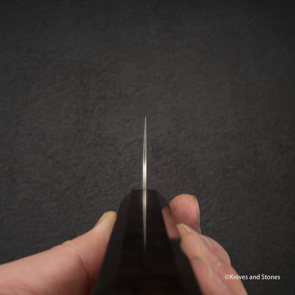 Yoshimi Kato VG10 蝕刻大馬士革牛刀 210 毫米烏木手柄