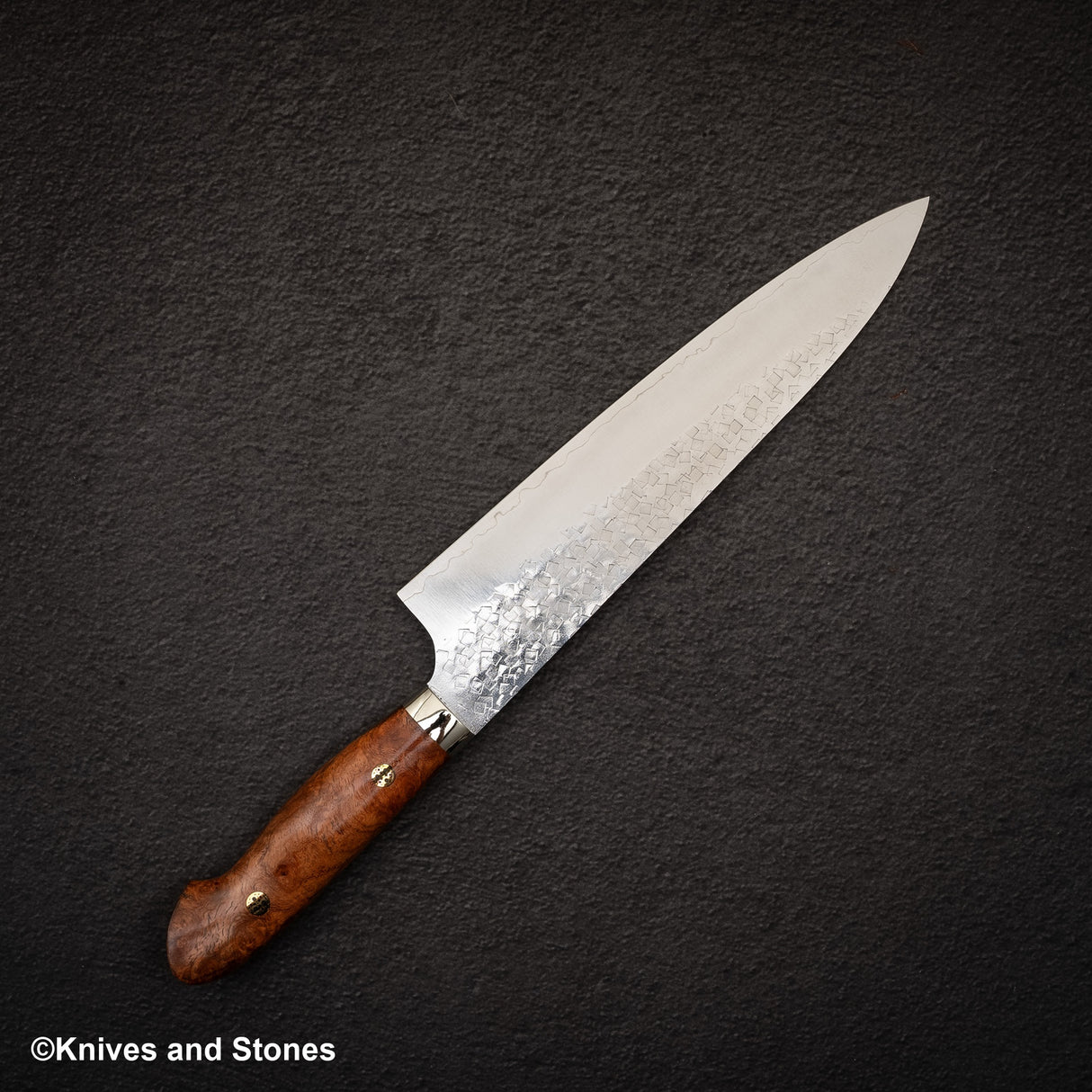 加藤佳美 SG2 Minamo Gyuto 210mm Amboyna Burl Western、Shikakkei Tsuchime