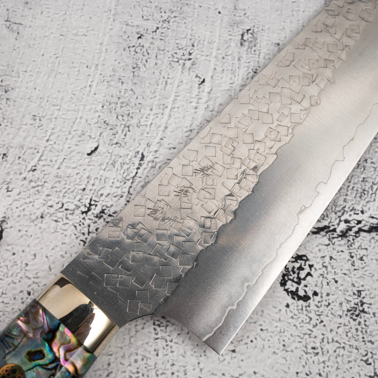 加藤義實 SG2 Minamo 牛刀 210mm 珍珠母手柄