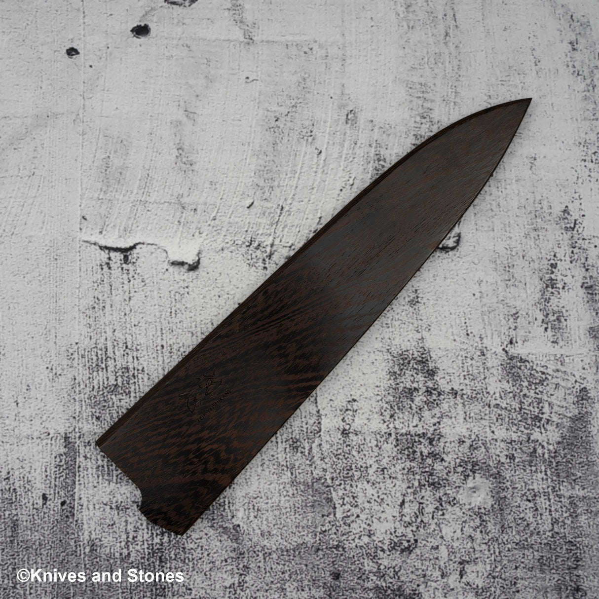 Knives and Stones 為 Hatsukokoro x Yoshikane 量身訂製的 Wenge Saya