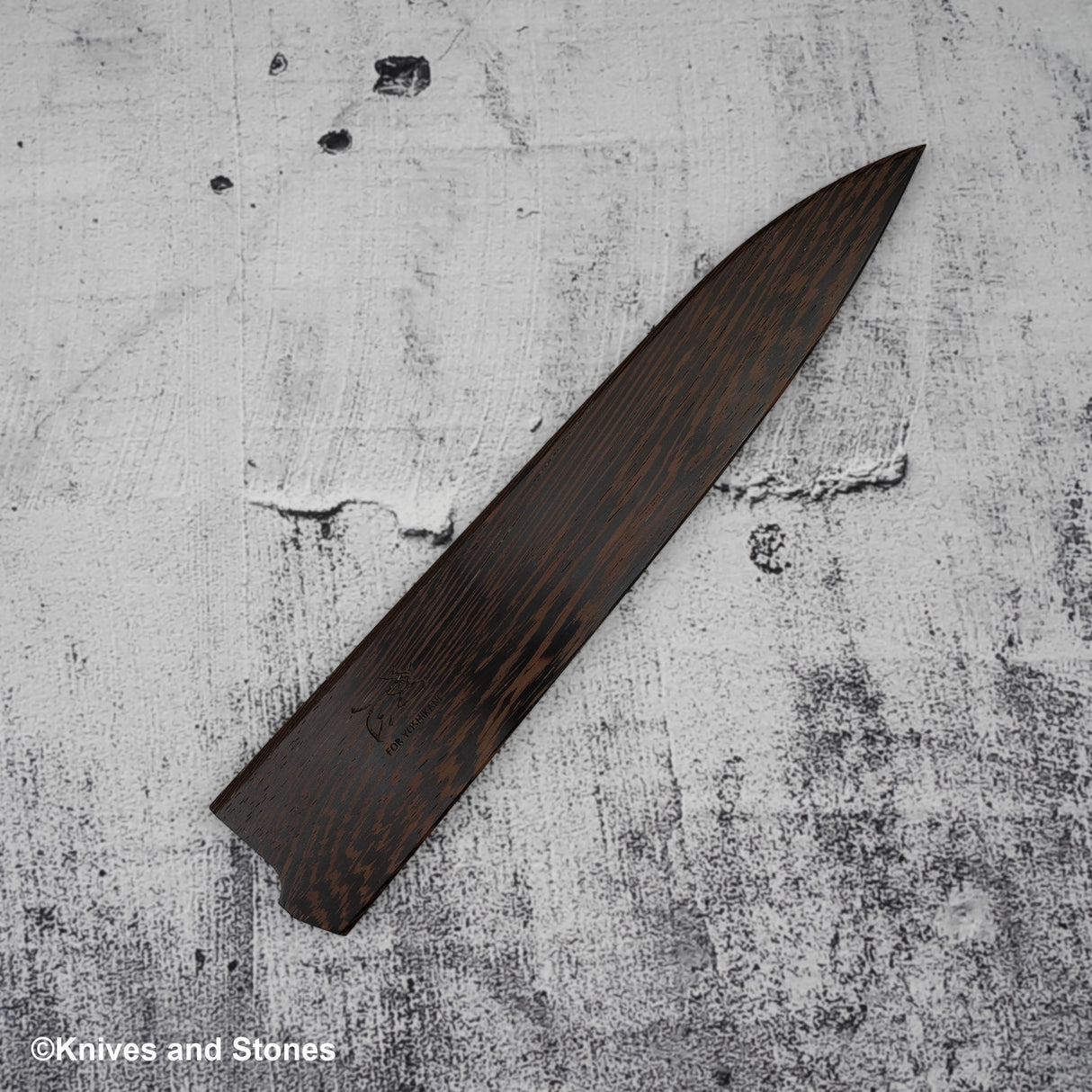 Knives and Stones 為 Hatsukokoro x Yoshikane 量身訂製的 Wenge Saya