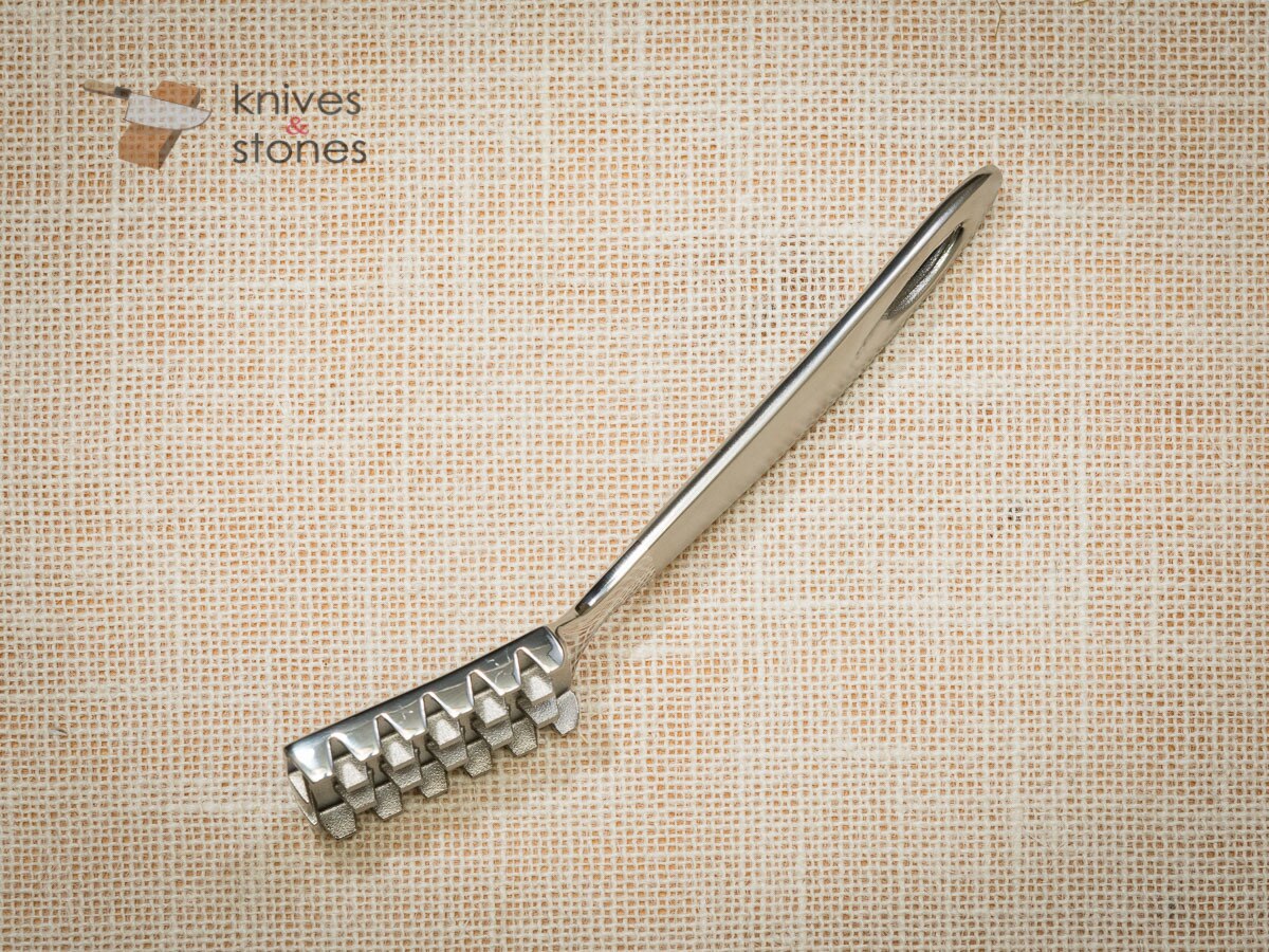 Tojiro Stainless Fish Scaler F-640