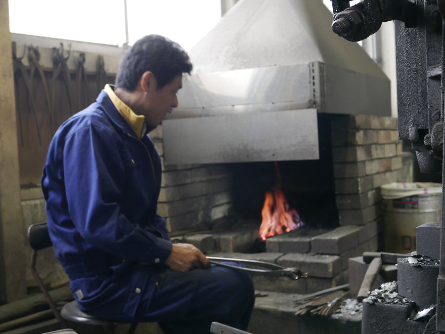 Nobuo Hanaki's forging demonstration at the Sukenari workshop, Toyama, April 2016