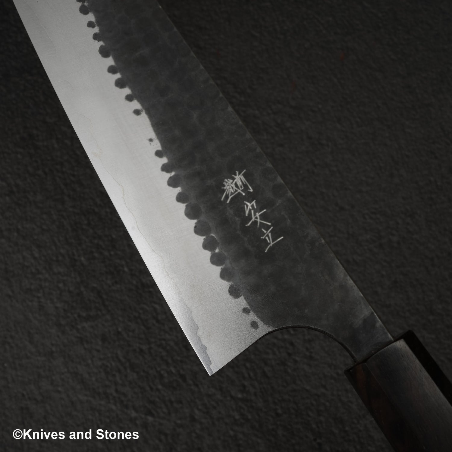 安立青紙超級槌目黑打牛刀210mm不鏽鋼夾層