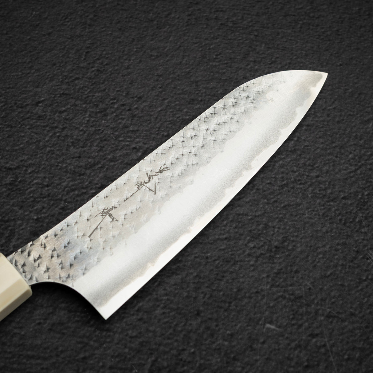 Kurosaki Kokusen AS Santoku 170mm - Ivory Ferrule