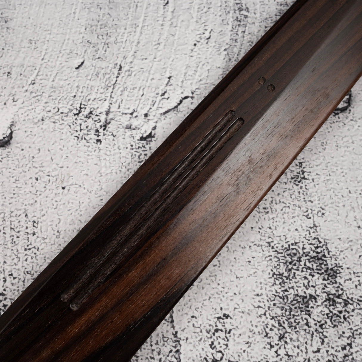 Exotic: Genkai Masakuni (玄海正國) Mizu-Honyaki Fuguhiki 300mm
